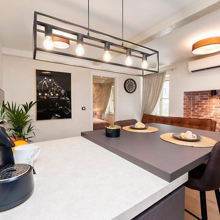 Dc II Downtown Apartment Rovinj Extérieur photo