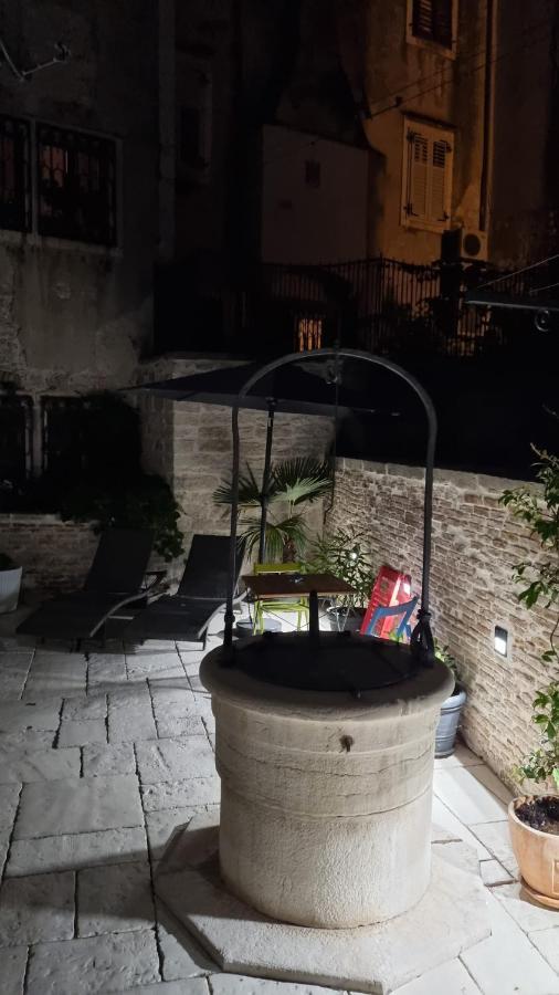 Dc II Downtown Apartment Rovinj Extérieur photo
